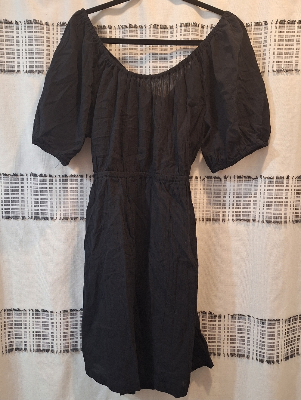 Old Navy Black Puff-Sleeve Midi Dress